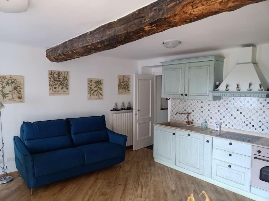 Casetta Jacaranda Apartment Genoa